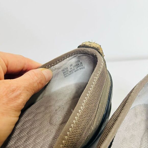 Pr!vo by Clarks Comfort Slip On Shoes Gray Beige - Picture 3 of 12
